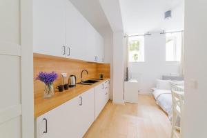 Jasna i funkcjonalna kawalerka - Centrum