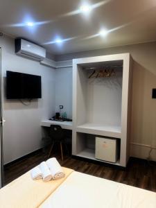 Garibaldi Rooms