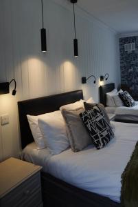Budget Family Room room in Lochnell Arms Hotel