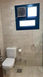 Apartment & Roof with Red Sea View