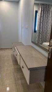 Apartment & Roof with Red Sea View