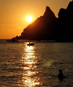 Incantevole loft nel cuore di CAPO VATICANO a 800 M E T R I dal MARE