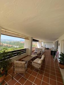 Duquesa Bella Vista - with pool and private garden