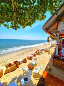 Direct A la plage Bungalow Papaya