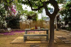 A Majestic Oasis in Keramikos, the Heart of Athens