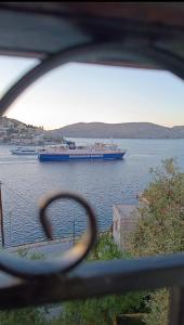 Doukissas House I -Symi - House with sea view