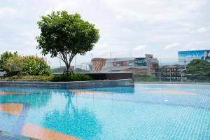 Modern Apartment - Mountain Views and Pool near Central Festival