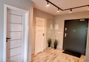 Srebrna Ostoja 65- Atlas Arena, PIOTRKOWSKA, Manufaktura, PRYWATNY PARKING