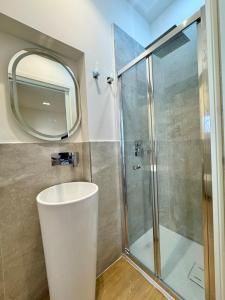 Scala 37 interno 2, Trastevere, Rome