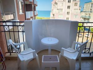 Raija Apartments - Sea View Apartment