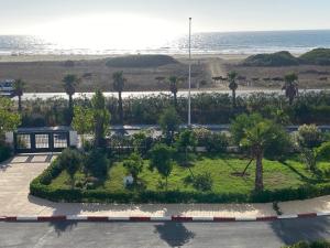 Magnifique Appart Tanger Vue Mer Plage à 100m Calme et Nature