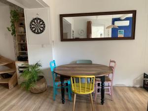 Appartements Charmante maison climatisee : photos des chambres