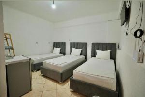 DemiriS Rooms Sarande