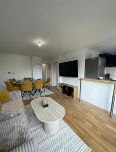 Superb 3 Bedroom near to Paris with Parking