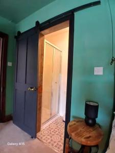 Explorer Room Ensuite Mountain View 3rd floor