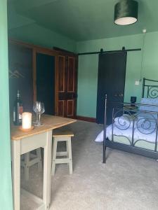 Explorer Room Ensuite Mountain View 3rd floor