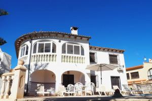 Casa Margarita, cerca de la playa y con piscina