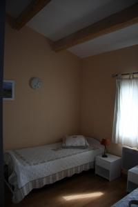 St-Quentin la Poterie villa clôturée pour 4 pers avec jardin