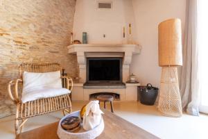 Maisons de vacances Le Refuge de Maximin YourHostHelper : Maison de Ville 2 Chambres
