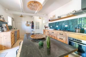 Maisons de vacances Le Refuge de Maximin YourHostHelper : photos des chambres