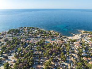 Campings Mobilhome, Carry-Le-Rouet, Bord de mer, Camping Lou Solei, Proche de Marseille Reservation du DIMANCHE au DIMANCHE : photos des chambres