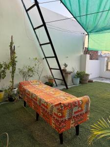 Private Floor Home With Rooftop