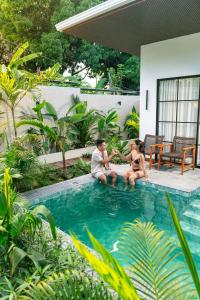 Private Pool Oasis in a Tropical Boutique Villa
