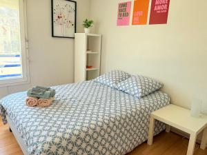 Appartements Studio centre-ville La Rochelle, 2 pas de la gare, free wifi : photos des chambres