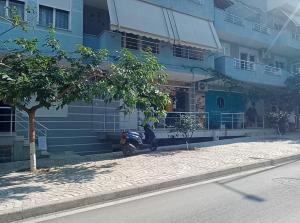 Saranda Kodra Underground Flat