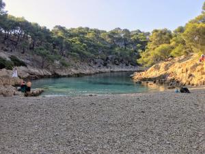 Appartements Appart. 4 pers a 6 Kms de Cassis avec acces piscine : photos des chambres