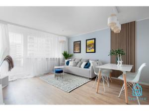 Breeze Apartment - Charming Place, 15 Minutes to Gdańsk Old Town & 5 Minutes to Seaside