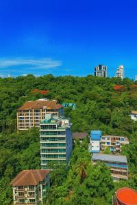 Luxury Hill Pool View near Beach and Walking Street in Pattaya