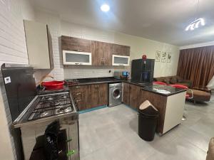 شالبه للايجار قريه أمواج