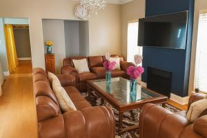 Beachfront Villa Bluewater Bay with Pool Gqeberha