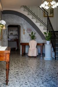 ISLAND VIBES ROOMS, Su Salighe