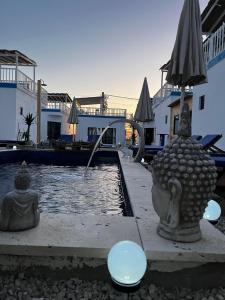 White Bungalows Costinesti