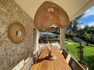 Villas Sublime villa avec piscine et spa : photos des chambres