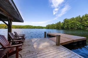Extensive private luxury property - sleeps 25
