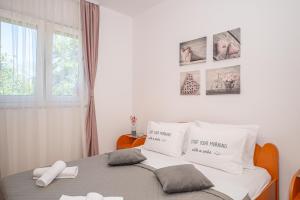 Mia Apartment, City Center Bar