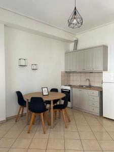 The middle apartment