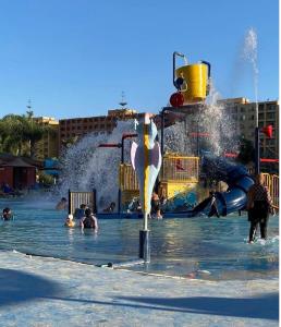 جولف بورتو شاليه فرش فندقى فاخر ارضى بجاردن فيو بيسين عائلات فقط Golf Porto - North coast - New Alamein for families only