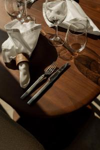 Hotels Hotel & Restaurants - Maison Chabran : photos des chambres