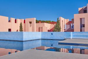 La Muralla Roja APARTAMENTO