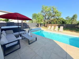 Villas Sumptuous luxury villa with pool and jacuzzi : photos des chambres