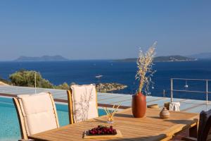 2S Villas Resort - Cave Villas