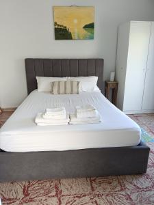 "Spyros" 1-Room Apartment - Simple, cozy, close to the beach
