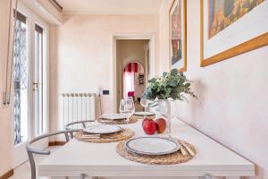 GOLDEN LUXE - Crispi Apartment in Lido di Camaiore