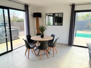 Villas Sumptuous villa pool jacuzzi : photos des chambres