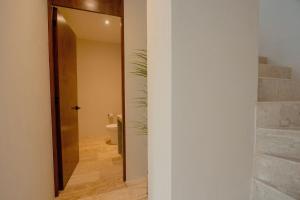 Villa luxury-8 min to beach-Private jacuzzi & Pool