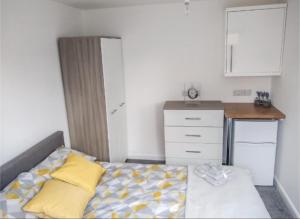 City breaks Corby Double ensuites with tv